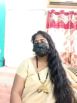 tamil-aunt online show from 10/23/25, 04:56
