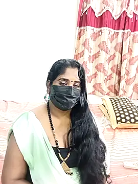 tamil-aunt online show from 10/23/25, 05:01