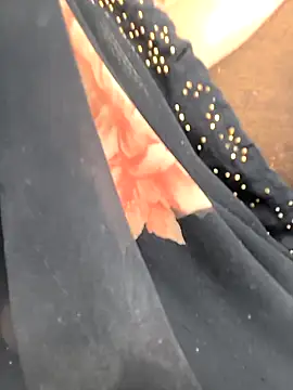 Snapshot of rasmi_powar chatting on 11/04/25, 08:46 rasmi powar online show from 11/04/25, 08:46