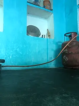 Snapshot of rasmi_powar chatting on 11/06/25, 02:01 rasmi powar online show from 11/06/25, 02:01