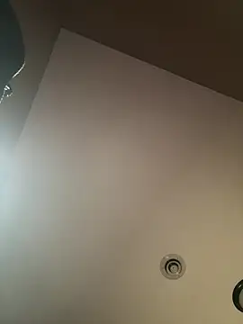 Brooklyn1987 online show from 03/28/26, 09:20