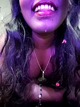 Lovely Payal online show from 12/15/25, 12:09