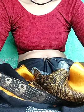 Snapshot of Cute_Dolly89 chatting on 10/21/25, 09:15 Cute Dolly89 online show from 10/21/25, 09:15