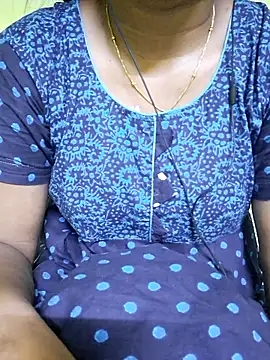 Snapshot of tamil_kanaka chatting on 05/07/26, 03:34 tamil kanaka online show from 05/07/26, 03:34
