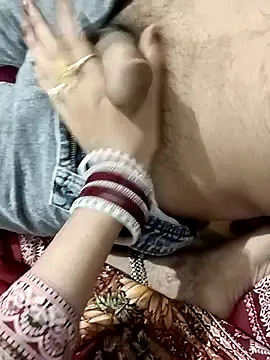 HOT-CPL-11 online show from 10/31/25, 05:47