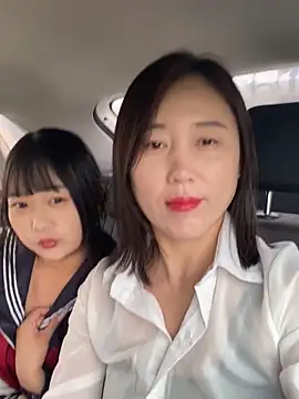 xiaoxue7788 online show from 10/23/25, 02:33