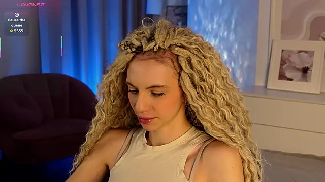 mia silkk online show from 12/19/25, 06:20