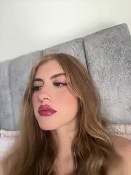 Snapshot of AlessiaLuxx chatting on 07/10/26, 07:38 AlessiaLuxx online show from 07/10/26, 07:38