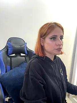 Snapshot of Adeline_1 chatting on 11/20/25, 02:56 Adeline 1 online show from 11/20/25, 02:56