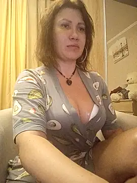 Ambika beauty online show from 11/19/25, 05:24