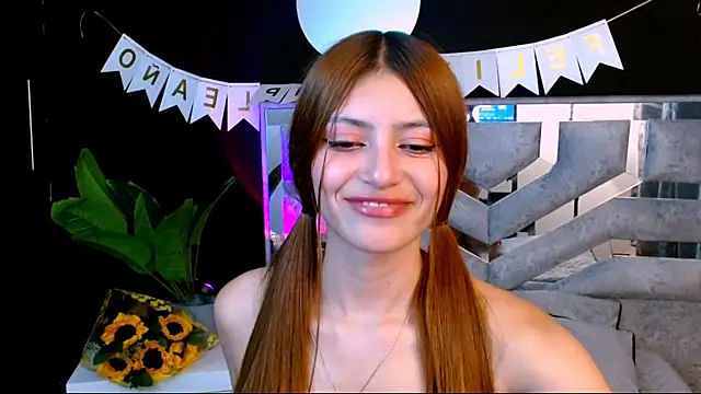 Snapshot of viky_evanss chatting on 10/16/25, 07:48 viky evanss online show from 10/16/25, 07:48