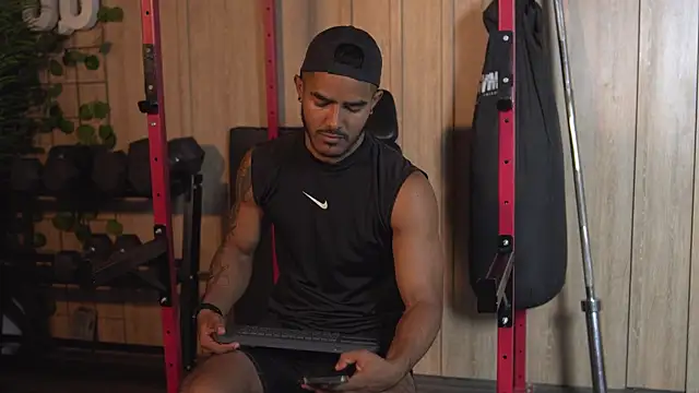 Reik Vonn online show from 10/15/25, 12:16