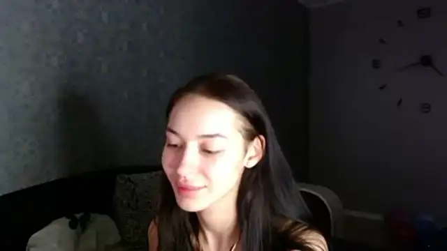 Daphne Darkthorn online show from 12/01/25, 06:13