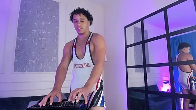 Adrian Volt online show from 03/06/26, 03:47