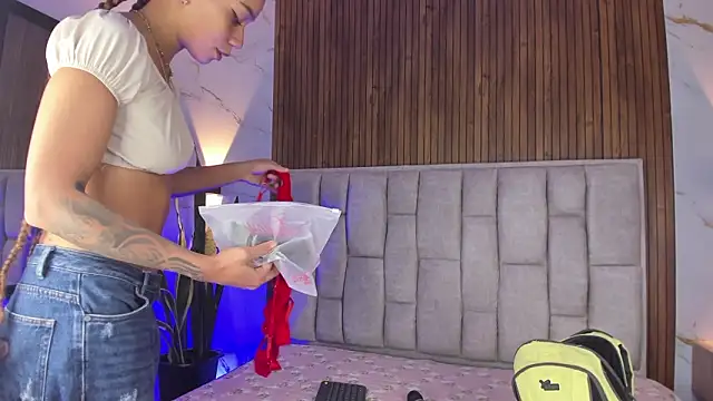 Sassha ferrer online show from 03/07/26, 06:16