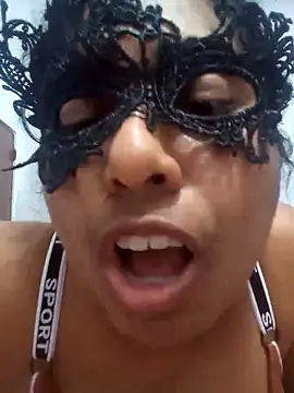 Expose Queen online show from 04/24/26, 05:04