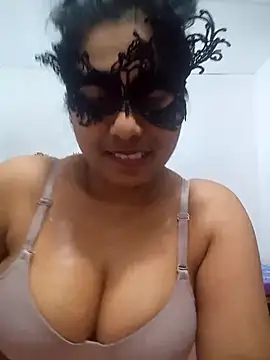 Snapshot of Expose_Queen chatting on 07/07/26, 06:23 Expose Queen online show from 07/07/26, 06:23