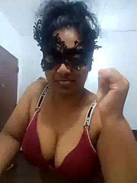 Snapshot of Expose_Queen chatting on 07/22/26, 06:43 Expose Queen online show from 07/22/26, 06:43