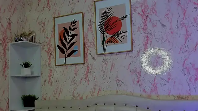 GabbiePrice online show from 11/06/25, 02:29