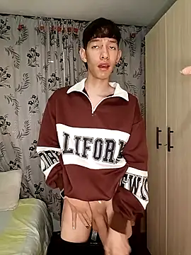 heyy noah11 online show from 12/20/25, 12:51