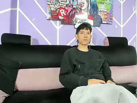 heyy noah11 online show from 04/10/26, 01:38