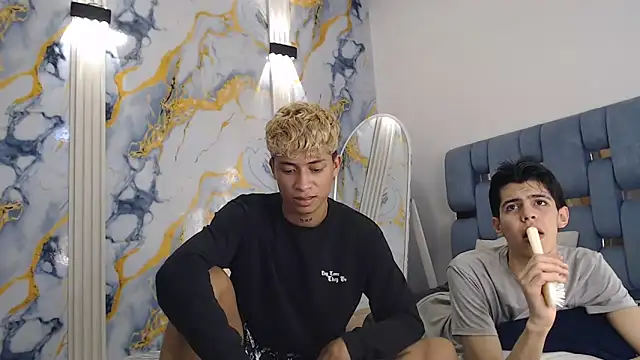 EMPIRE BOYS1 online show from 04/25/26, 07:44