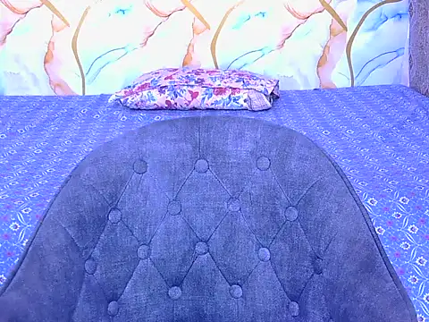 hii tanisha online show from 04/02/26, 03:42