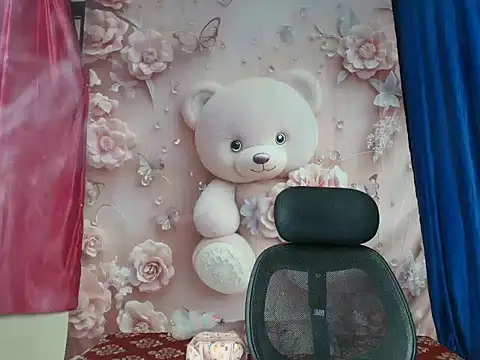 Snapshot of hii_tanisha chatting on 05/14/26, 04:52 hii tanisha online show from 05/14/26, 04:52