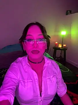 MiniMonroe online show from 10/15/25, 06:02