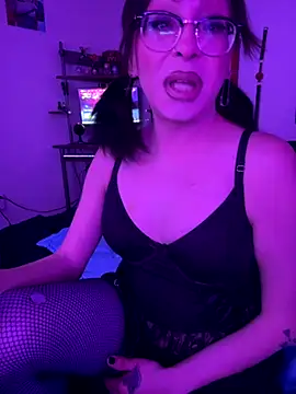 MiniMonroe online show from 11/29/25, 10:18