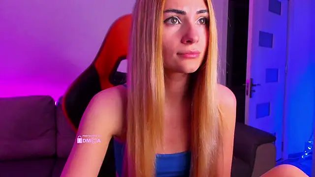 Snapshot of passionka chatting on 10/15/25, 05:13 passionka online show from 10/15/25, 05:13