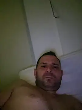 Snapshot of Nejatmert chatting on 07/12/26, 01:18 Nejatmert online show from 07/12/26, 01:18