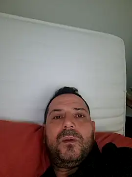 Snapshot of Nejatmert chatting on 07/16/26, 01:39 Nejatmert online show from 07/16/26, 01:39