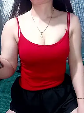 LeanaLy online show from 05/13/26, 12:30