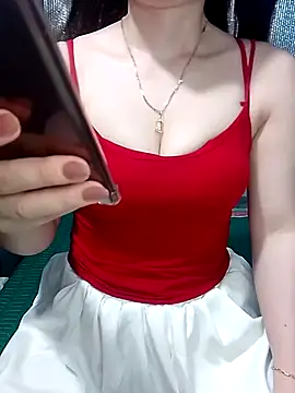 LeanaLy online show from 05/18/26, 11:38