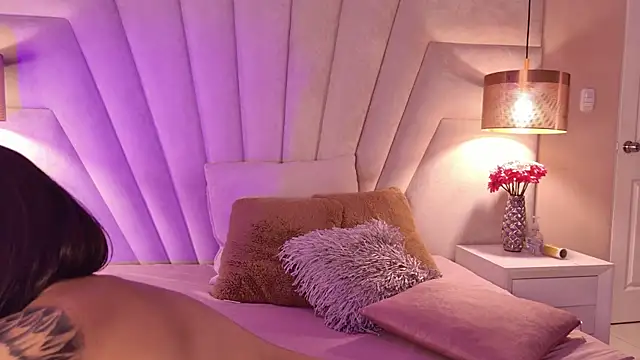 AlyssaRay online show from 01/17/26, 07:17