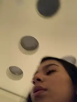 AlyssaRay online show from 02/01/26, 03:21