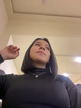 AlyssaRay online show from 02/09/26, 06:56