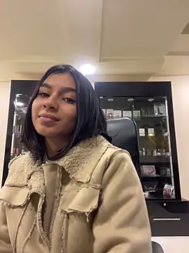 AlyssaRay online show from 02/13/26, 07:10