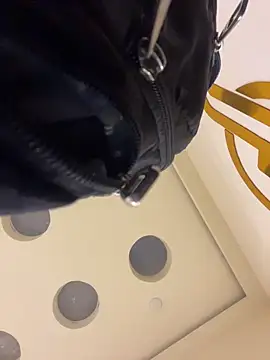 AlyssaRay online show from 04/10/26, 12:54