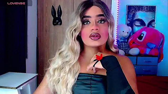 Sofiabigcock22 online show from 10/17/25, 11:29