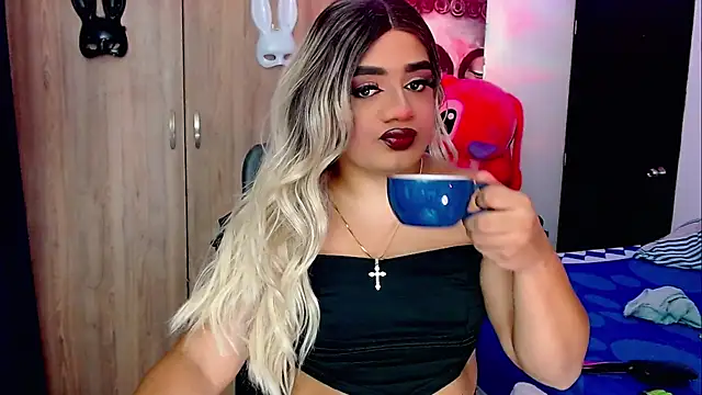 Sofiabigcock22 online show from 10/27/25, 11:14