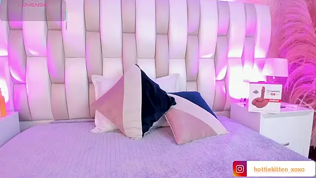 Ari lynn  online show from 03/03/26, 03:12