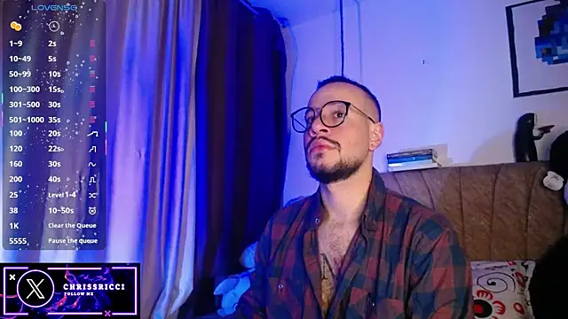 Snapshot of Chriss-ricci chatting on 10/18/25, 03:42 Chriss-ricci online show from 10/18/25, 03:42