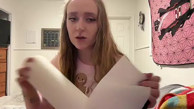 Snapshot of Pattyworld69 chatting on 11/17/25, 12:16 Pattyworld69 online show from 11/17/25, 12:16