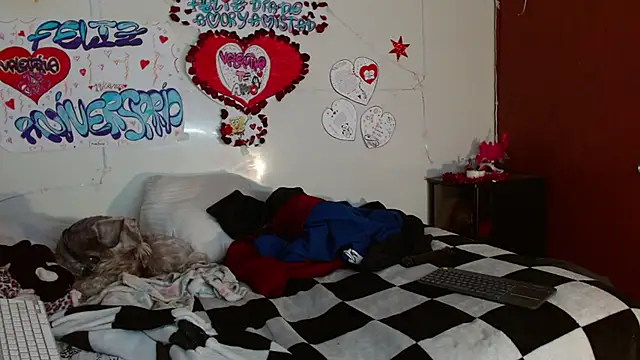 picante70  online show from 12/16/25, 11:04