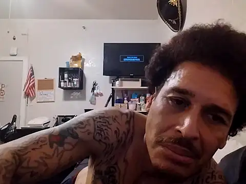 Snapshot of swipeswanger chatting on 02/26/26, 04:44 swipeswanger online show from 02/26/26, 04:44