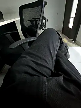 crawlerdrill online show from 11/06/25, 11:55