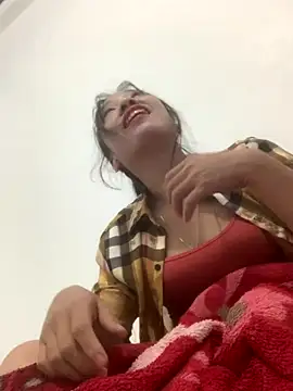 Linh sexyy online show from 10/27/25, 07:56