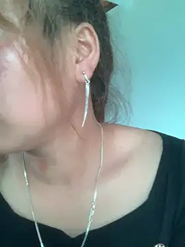 Linh sexyy online show from 04/25/26, 08:17
